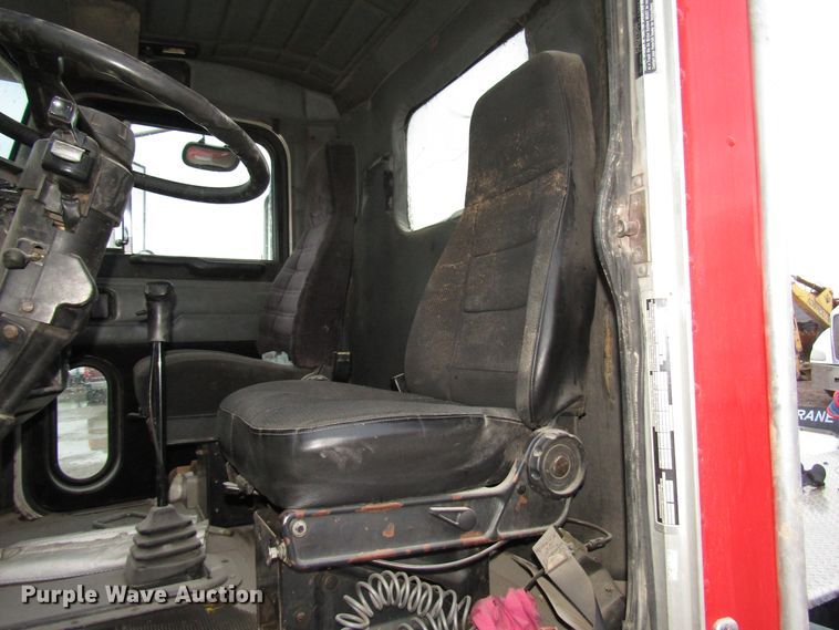 image for item DH8302 1996 Peterbilt 377 semi truck