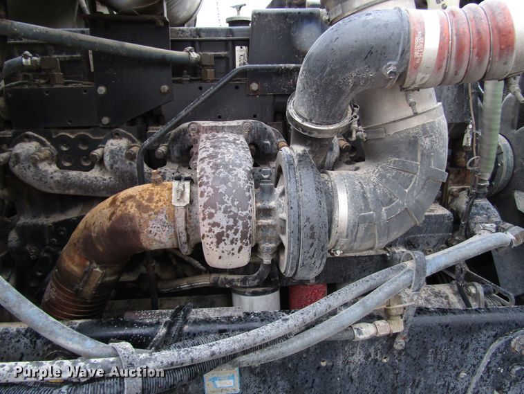 image for item DH8302 1996 Peterbilt 377 semi truck