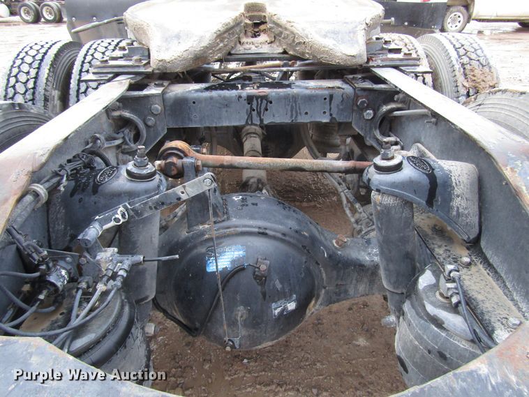 image for item DH8302 1996 Peterbilt 377 semi truck