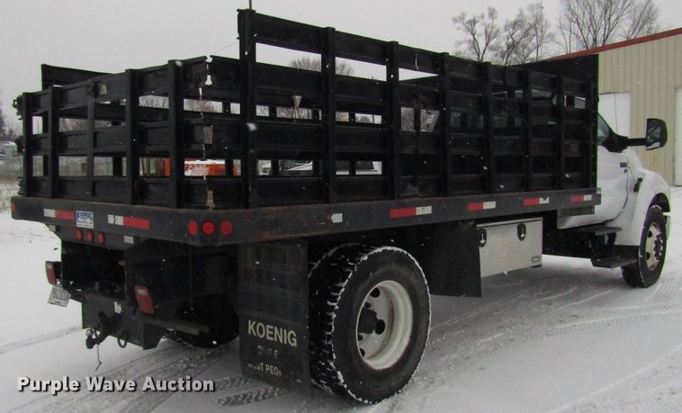image for item DH8323 2013 Ford F650 Super Duty flatbed truck