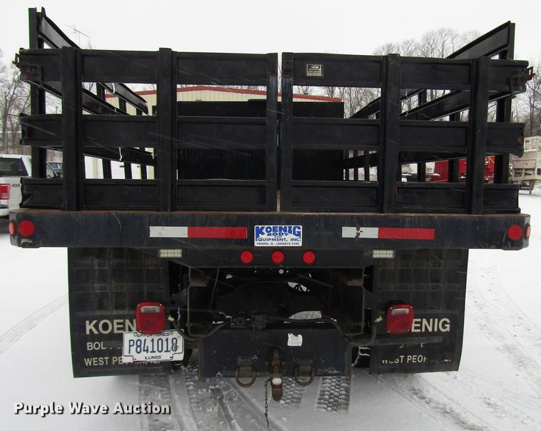 image for item DH8323 2013 Ford F650 Super Duty flatbed truck