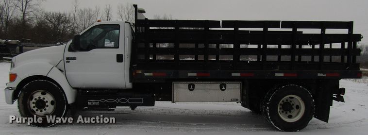 image for item DH8323 2013 Ford F650 Super Duty flatbed truck