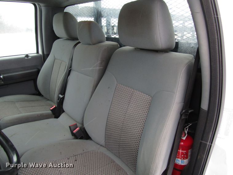 image for item DH8323 2013 Ford F650 Super Duty flatbed truck