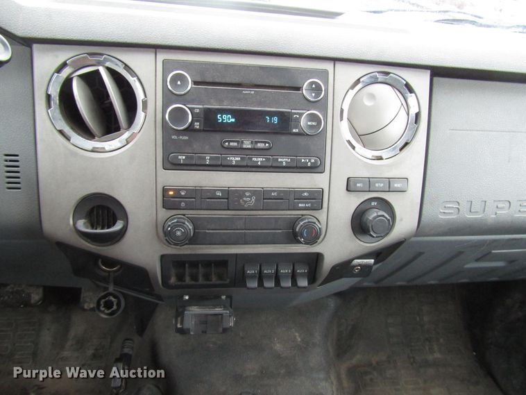 image for item DH8323 2013 Ford F650 Super Duty flatbed truck