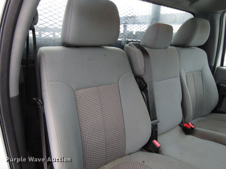 image for item DH8323 2013 Ford F650 Super Duty flatbed truck