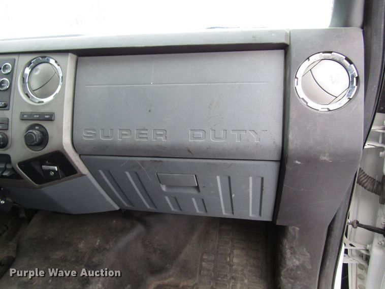 image for item DH8323 2013 Ford F650 Super Duty flatbed truck