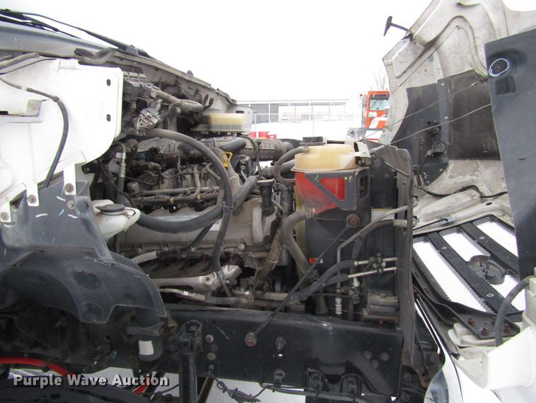 image for item DH8323 2013 Ford F650 Super Duty flatbed truck