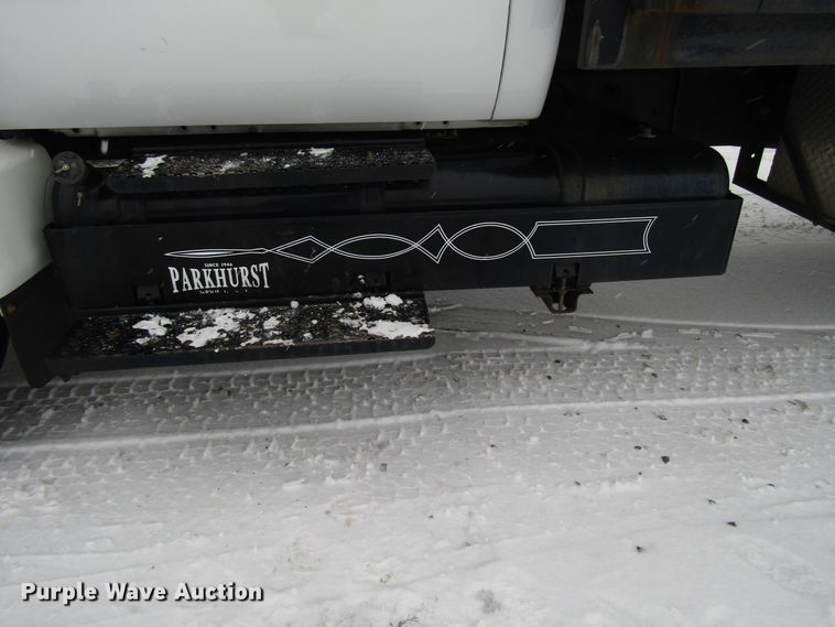 image for item DH8323 2013 Ford F650 Super Duty flatbed truck