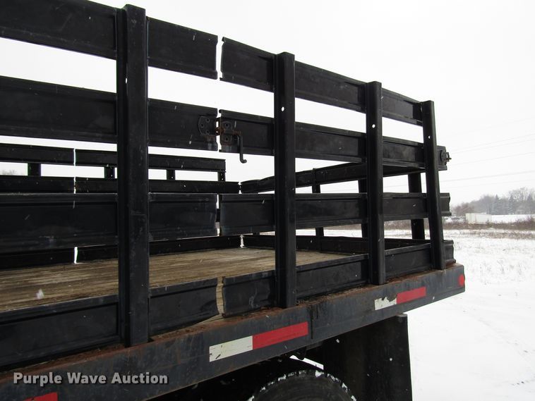 image for item DH8323 2013 Ford F650 Super Duty flatbed truck