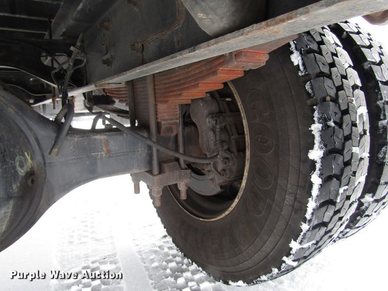 image for item DH8323 2013 Ford F650 Super Duty flatbed truck