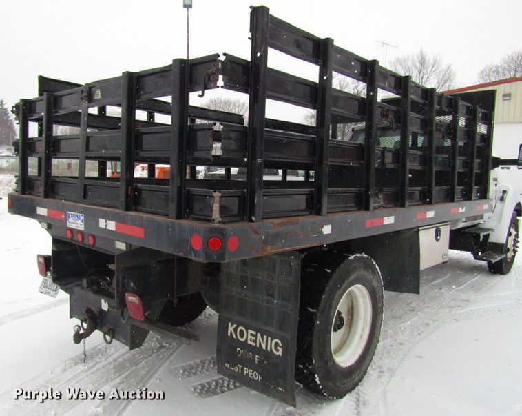 image for item DH8323 2013 Ford F650 Super Duty flatbed truck