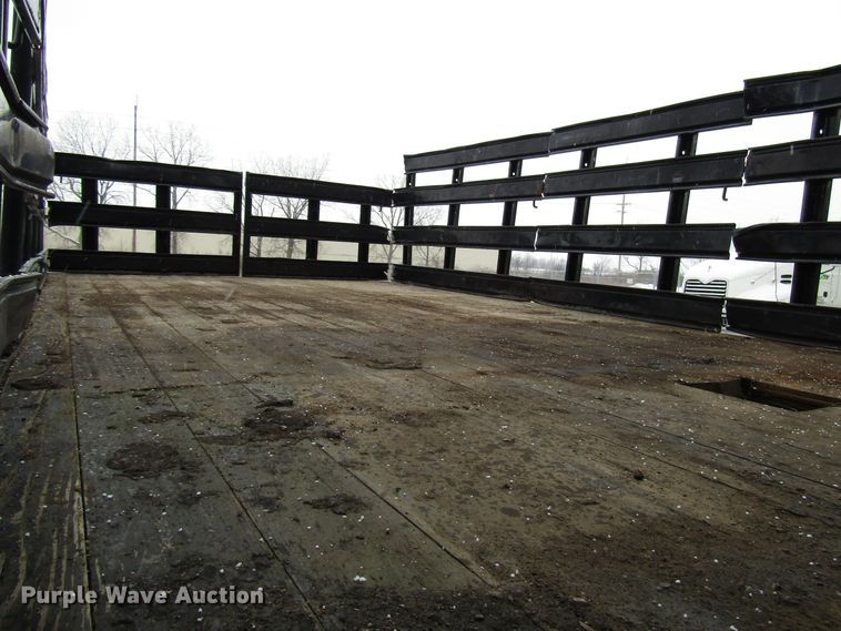 image for item DH8323 2013 Ford F650 Super Duty flatbed truck