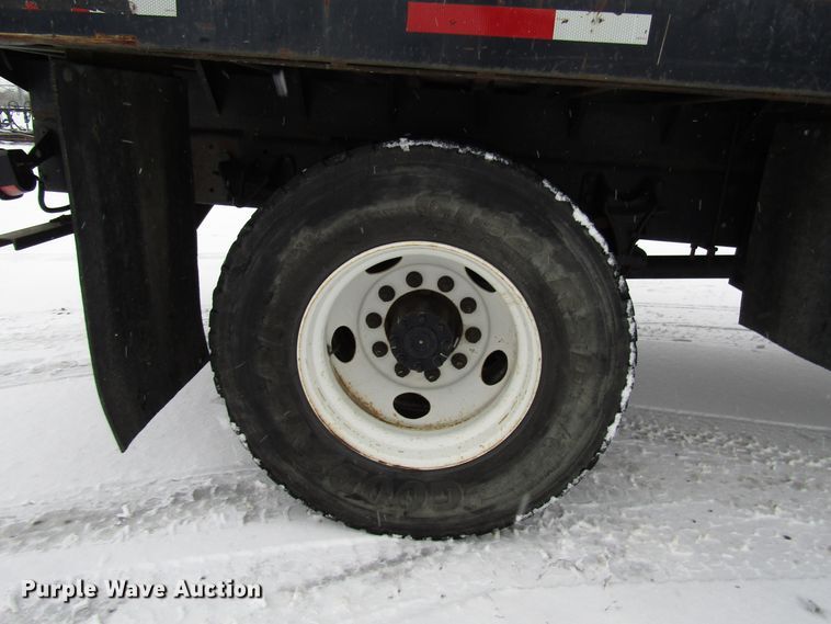 image for item DH8323 2013 Ford F650 Super Duty flatbed truck