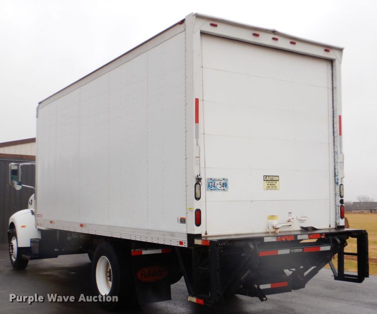 image for item FF9148 2012 Peterbilt 330 box truck