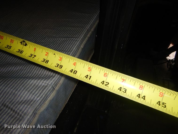 image for item GB9562 1994 Freightliner FLD semi truck