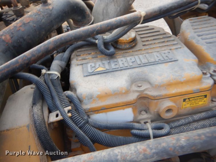 image for item GB9562 1994 Freightliner FLD semi truck