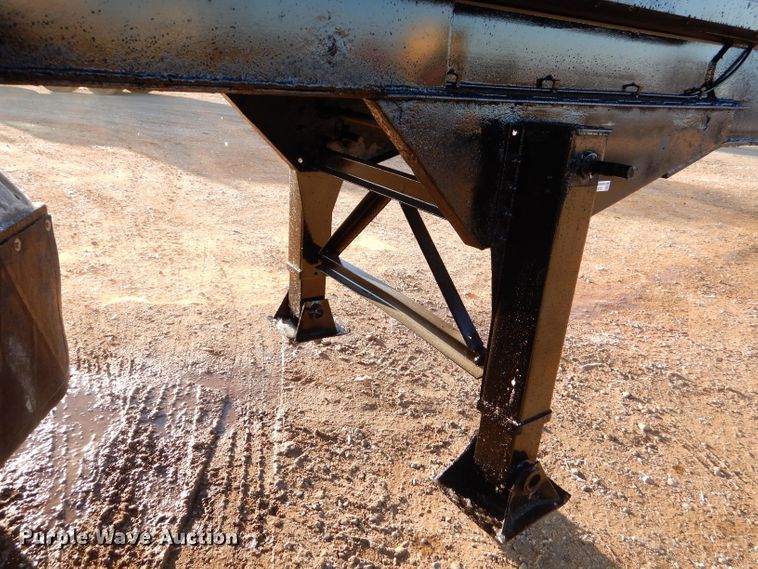 image for item GB9572 1972 Kari Kool tank trailer