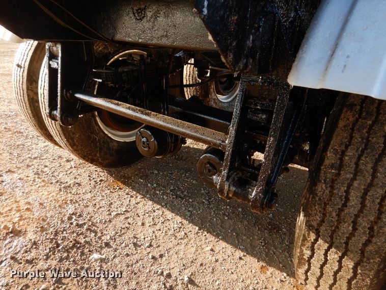 image for item GB9572 1972 Kari Kool tank trailer