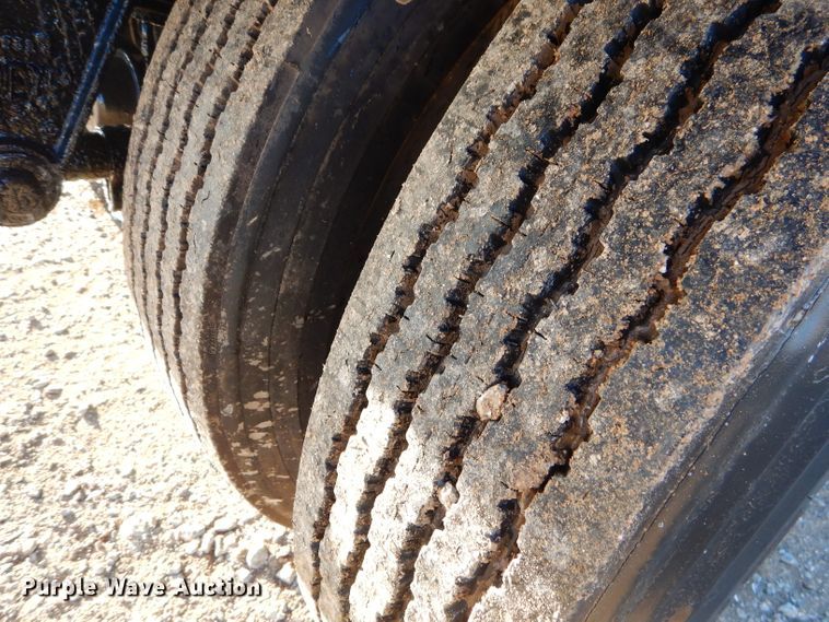 image for item GB9572 1972 Kari Kool tank trailer