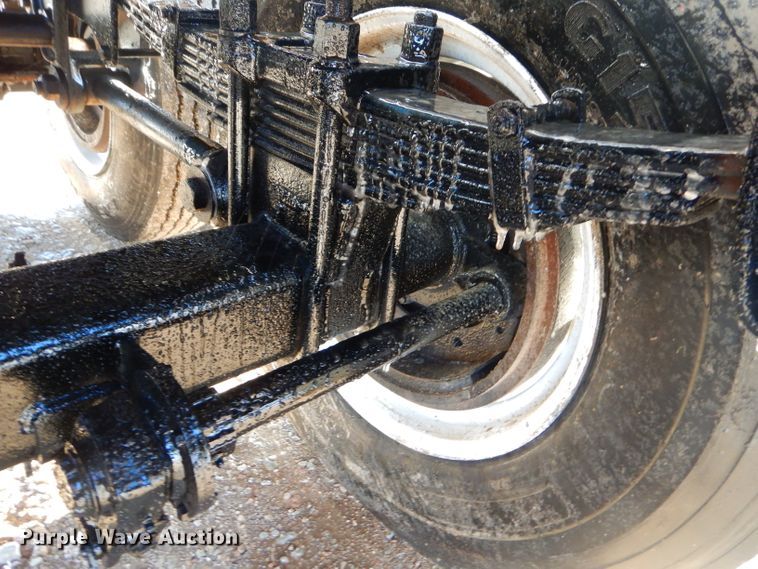 image for item GB9572 1972 Kari Kool tank trailer