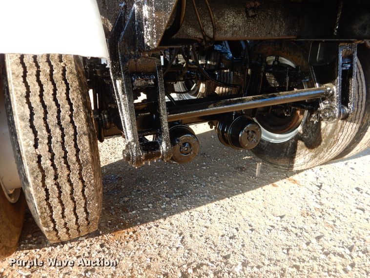 image for item GB9572 1972 Kari Kool tank trailer