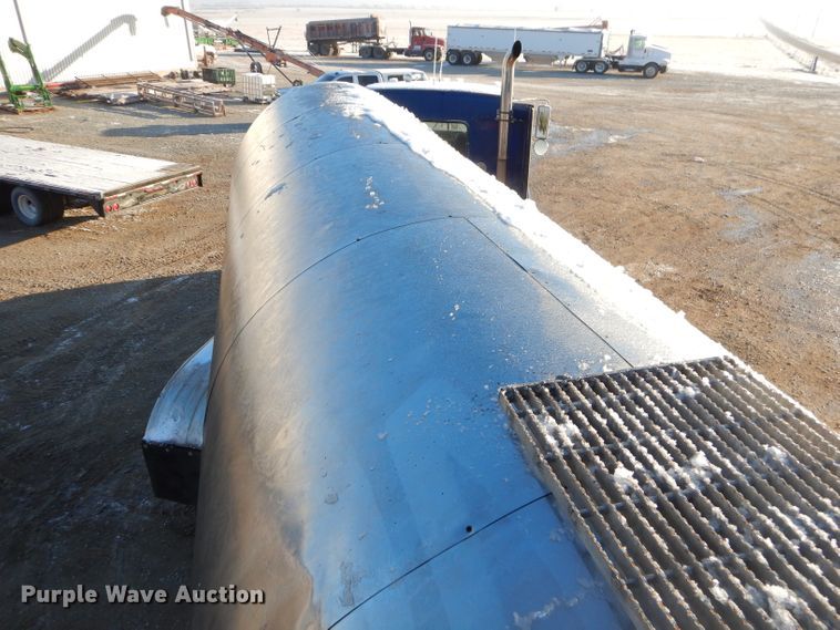 image for item GB9572 1972 Kari Kool tank trailer