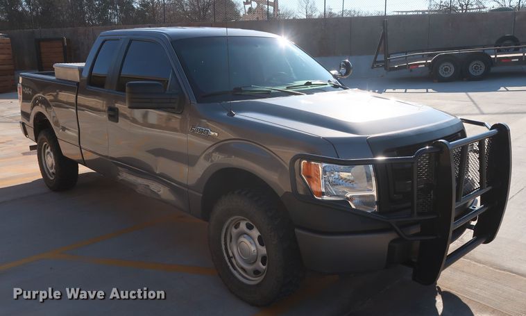 image for item DH3642 2014 Ford F150 SuperCab pickup truck