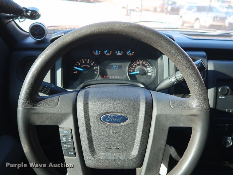 image for item DH3642 2014 Ford F150 SuperCab pickup truck