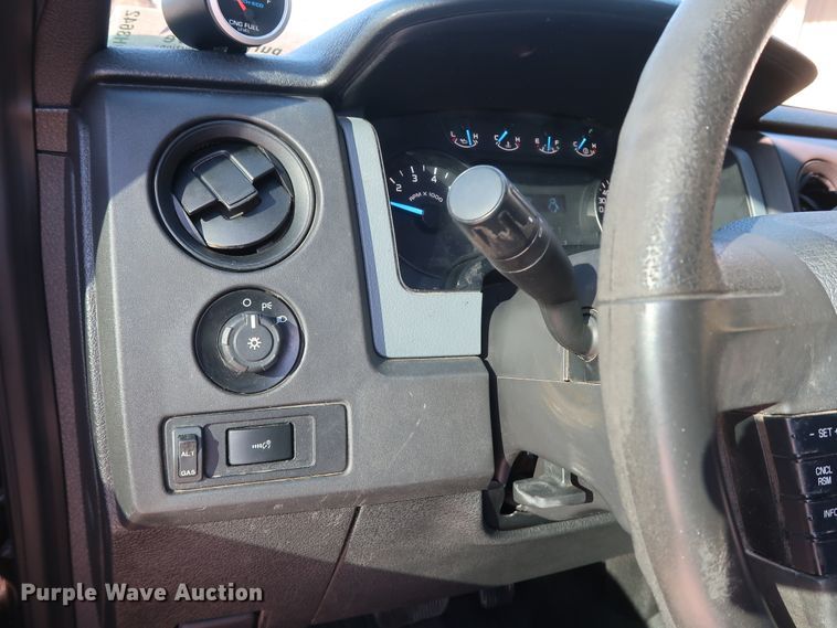 image for item DH3642 2014 Ford F150 SuperCab pickup truck