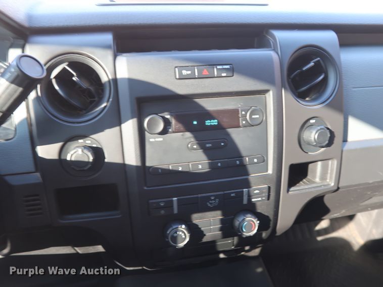 image for item DH3642 2014 Ford F150 SuperCab pickup truck