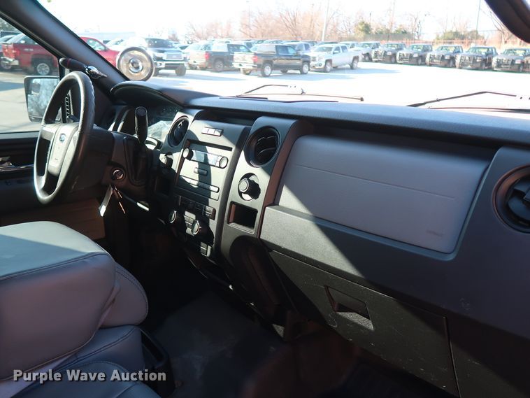 image for item DH3642 2014 Ford F150 SuperCab pickup truck