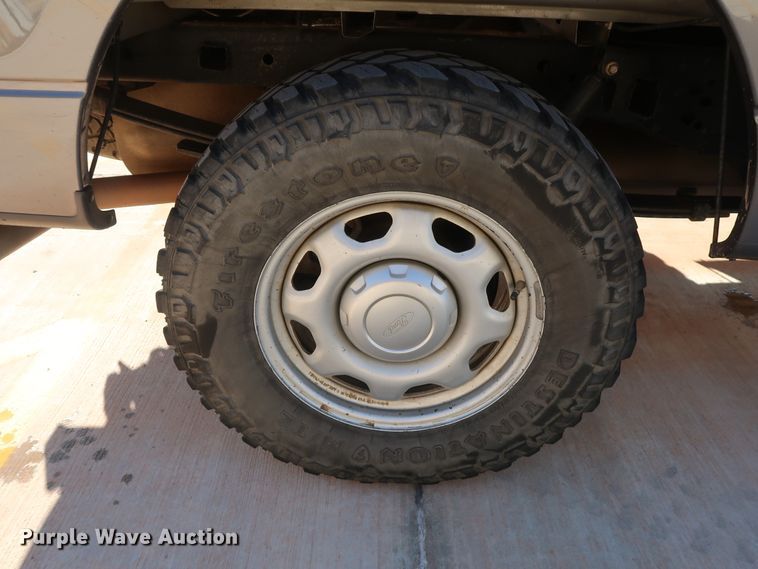 image for item DH3642 2014 Ford F150 SuperCab pickup truck