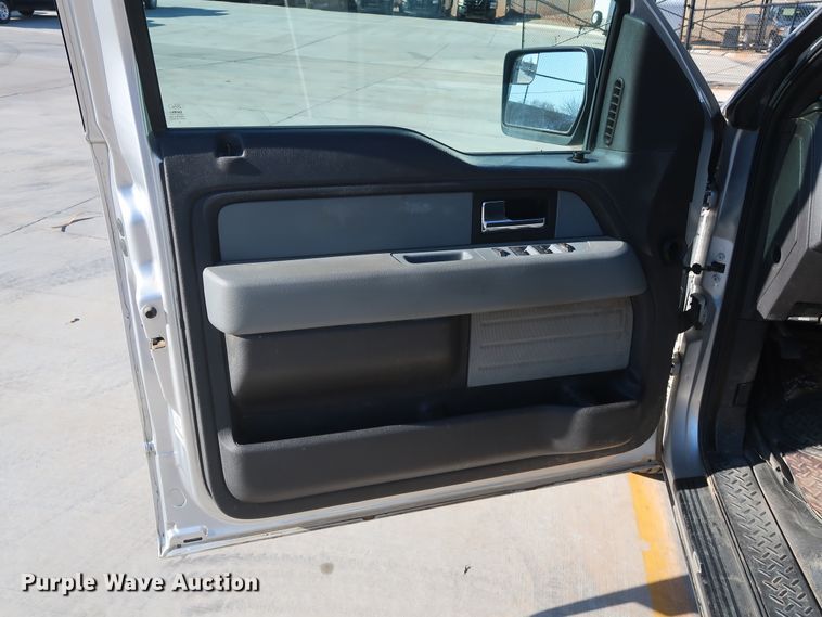 image for item DH3643 2012 Ford F150 SuperCab pickup truck