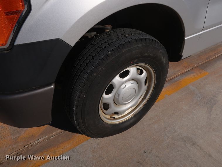 image for item DH3643 2012 Ford F150 SuperCab pickup truck