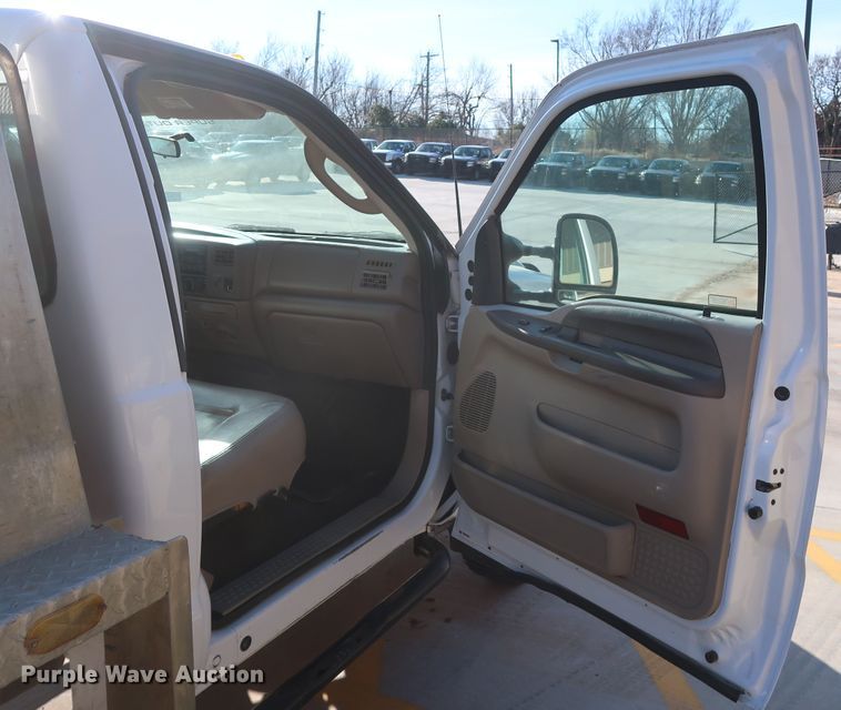 image for item DH3645 2003 Ford F450 dump flatbed truck