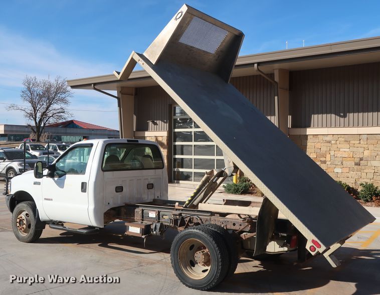 image for item DH3645 2003 Ford F450 dump flatbed truck