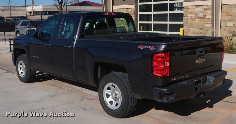 image for item DH3647 2015 Chevrolet Silverado 1500 Double Cab pickup truck