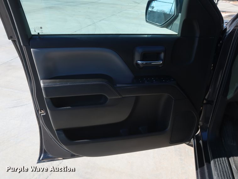 image for item DH3647 2015 Chevrolet Silverado 1500 Double Cab pickup truck