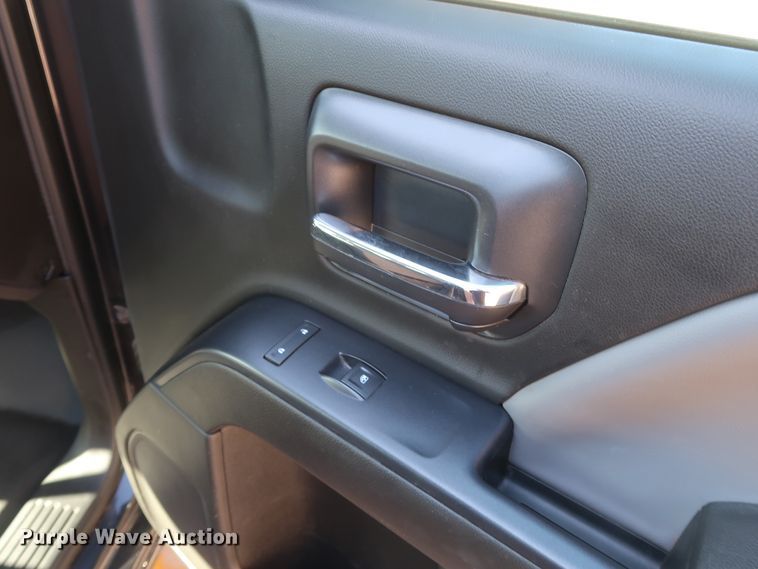 image for item DH3647 2015 Chevrolet Silverado 1500 Double Cab pickup truck