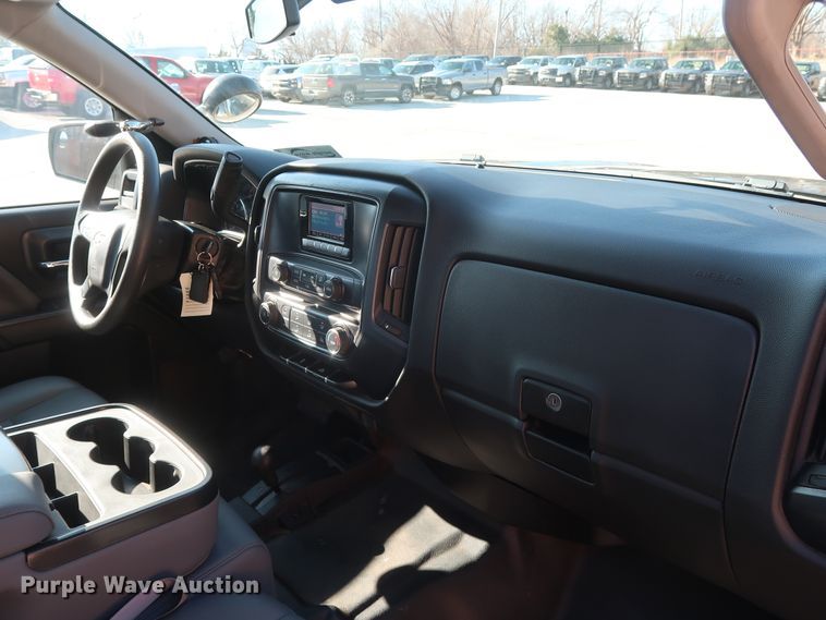 image for item DH3647 2015 Chevrolet Silverado 1500 Double Cab pickup truck