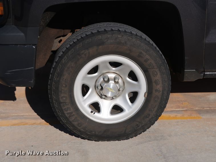 image for item DH3647 2015 Chevrolet Silverado 1500 Double Cab pickup truck