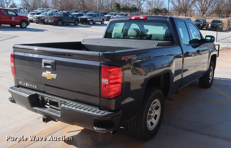 image for item DH3648 2015 Chevrolet Silverado 1500 Double Cab pickup truck