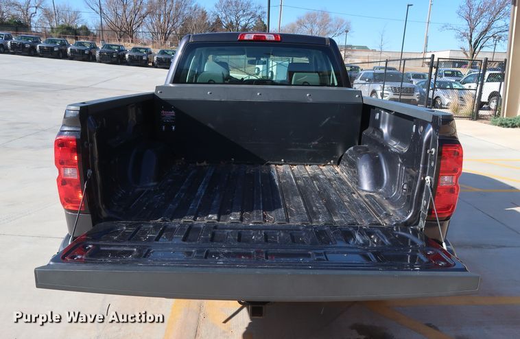 image for item DH3648 2015 Chevrolet Silverado 1500 Double Cab pickup truck