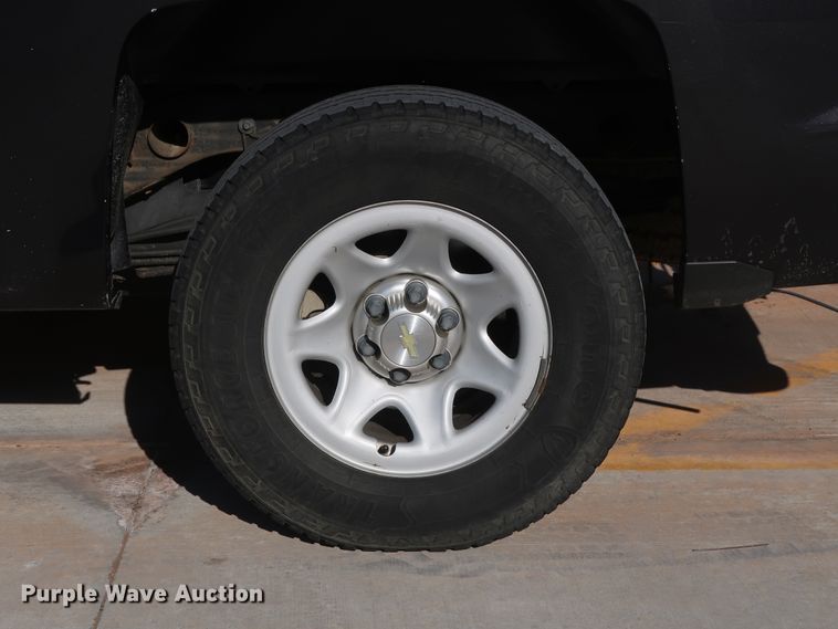 image for item DH3648 2015 Chevrolet Silverado 1500 Double Cab pickup truck