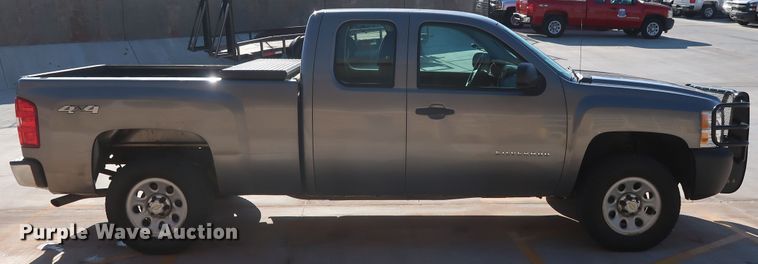 image for item DH3649 2012 Chevrolet Silverado 1500 Ext. Cab pickup truck