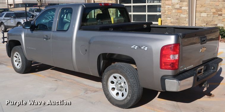 image for item DH3649 2012 Chevrolet Silverado 1500 Ext. Cab pickup truck