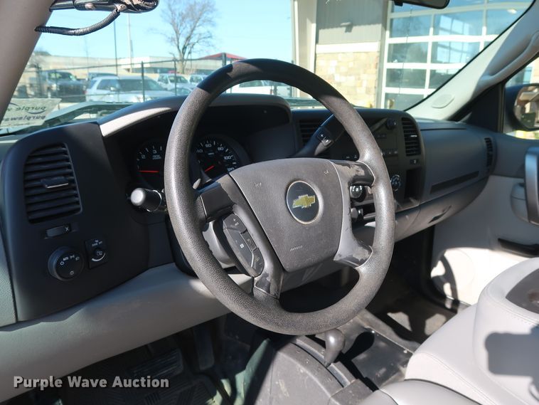 image for item DH3649 2012 Chevrolet Silverado 1500 Ext. Cab pickup truck