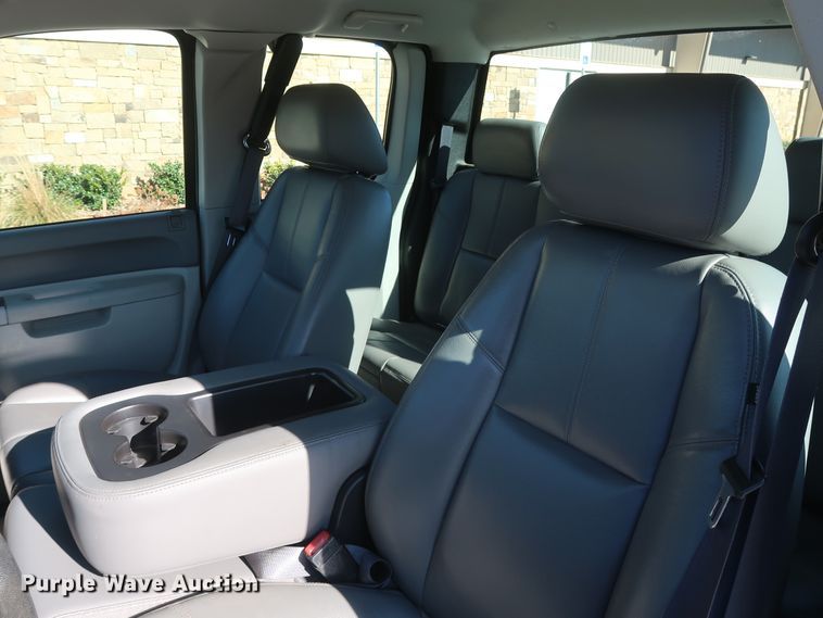 image for item DH3649 2012 Chevrolet Silverado 1500 Ext. Cab pickup truck