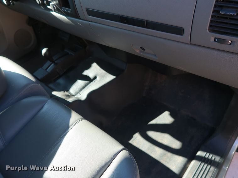 image for item DH3649 2012 Chevrolet Silverado 1500 Ext. Cab pickup truck