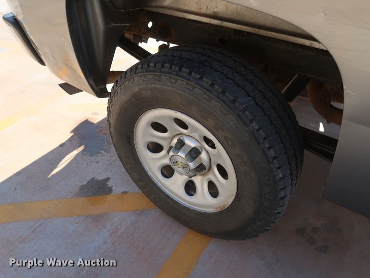 image for item DH3649 2012 Chevrolet Silverado 1500 Ext. Cab pickup truck